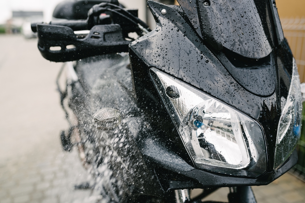 O guia sobre os melhores produtos de limpeza para motos