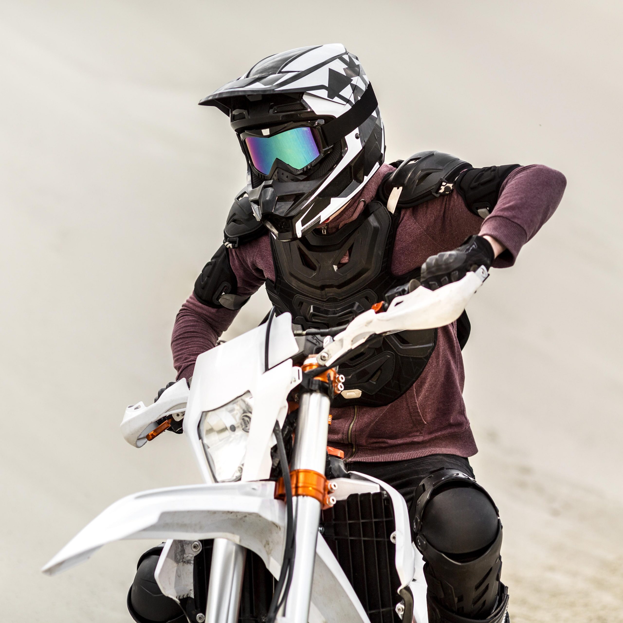Conheça os modelos de calça motocross da Zelão Racing