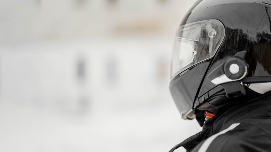 7 dicas para escolher um bom capacete para moto